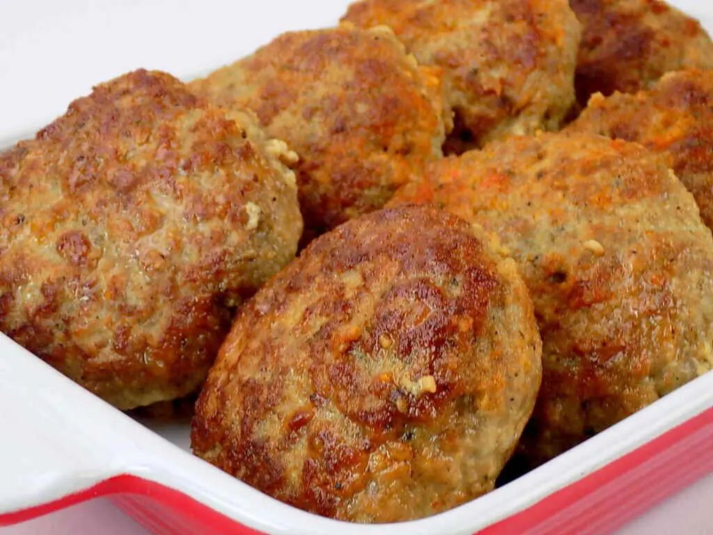 Пять необычных рецептов котлет для всей семьи