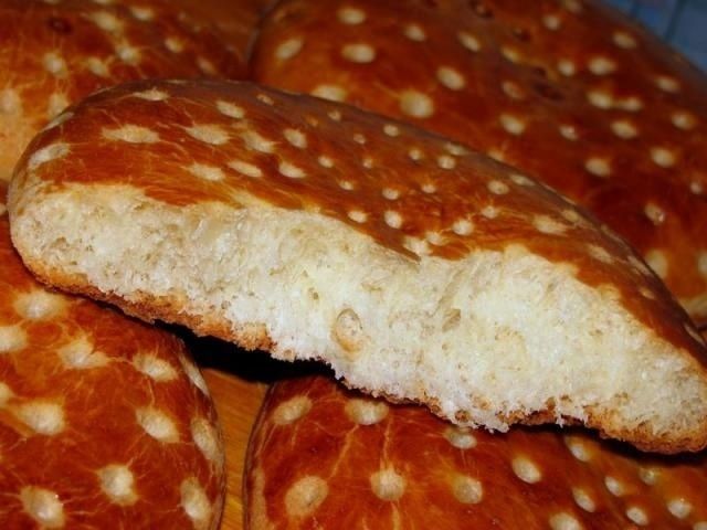 Лепешки со вкусом детства: волшебный рецепт сметанных шедевров