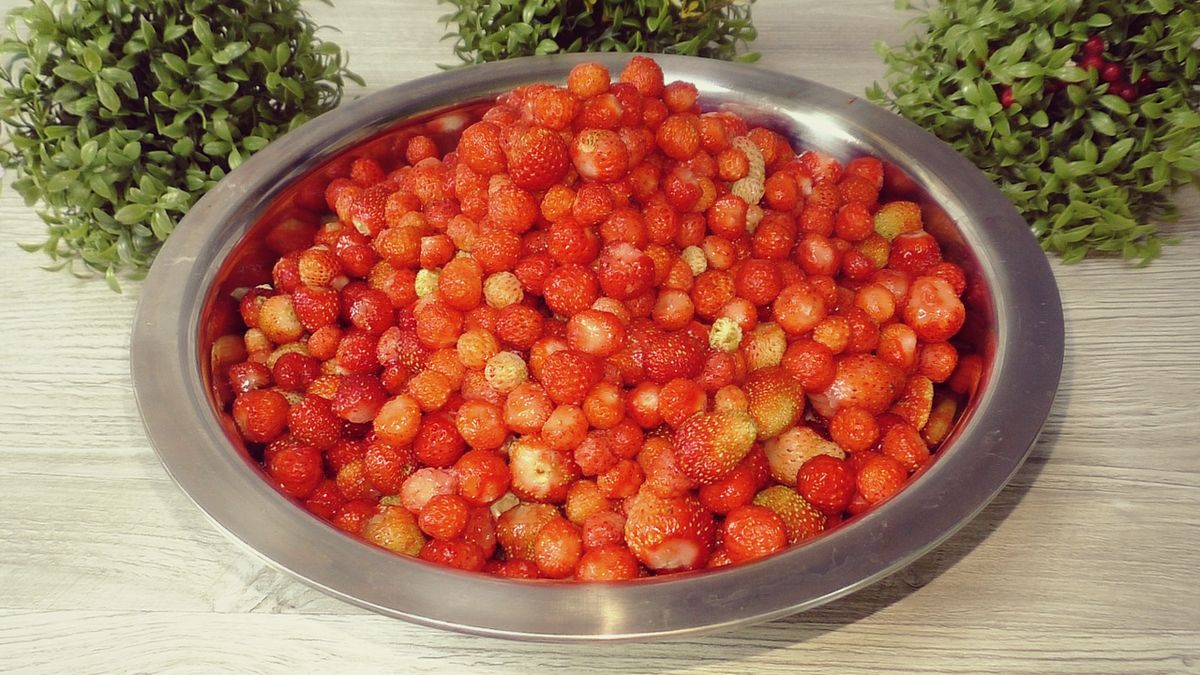 Как приготовить клубничный джем без загустителя: простой и вкусный рецепт