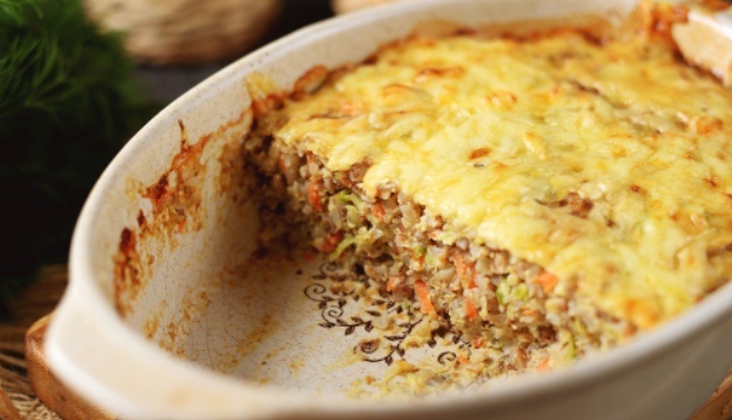 Нежная запеканка из кабачков с гречкой: просто и вкусно