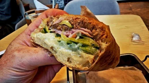 Ресторанная критика: как бутербродная «Жуй» пересматривает концепцию