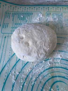 Приготовьте вкусный курник: идеальный пирог с курицей и картошкой