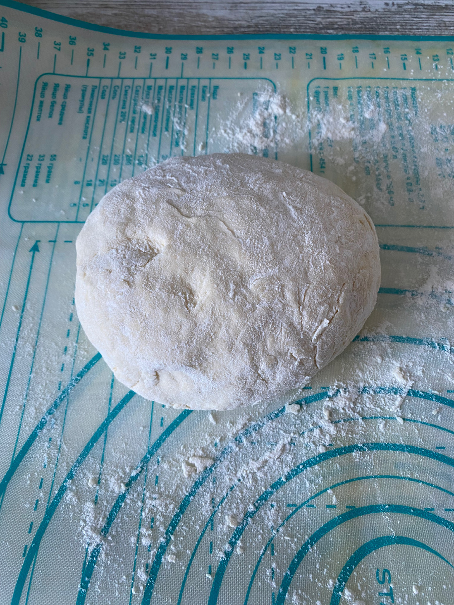 Приготовьте вкусный курник: идеальный пирог с курицей и картошкой