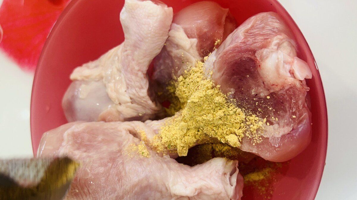 Вкусные куриные голени, запеченные в духовке: секреты идеального блюда