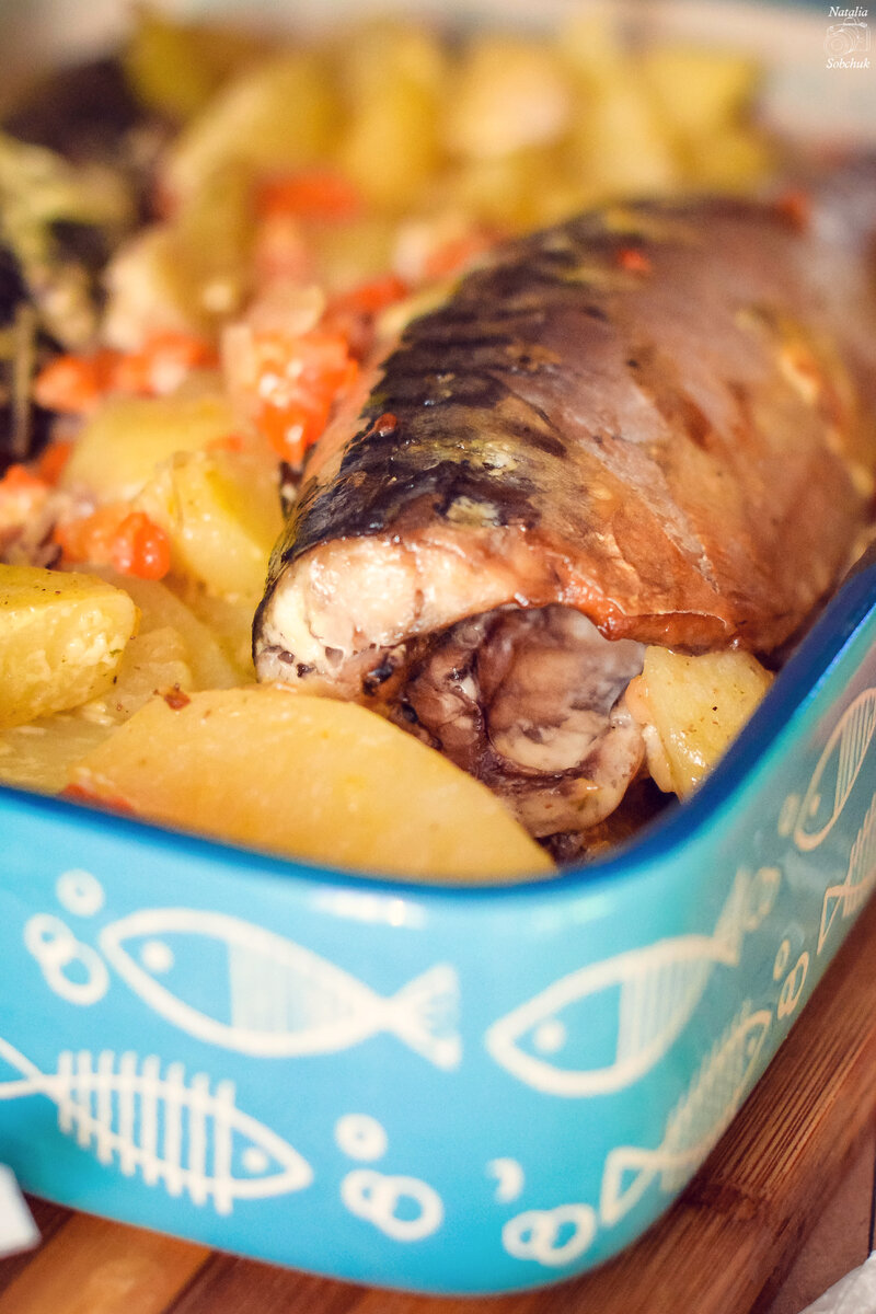 Запеченная скумбрия с картошкой: идеальный вариант для быстрого ужина