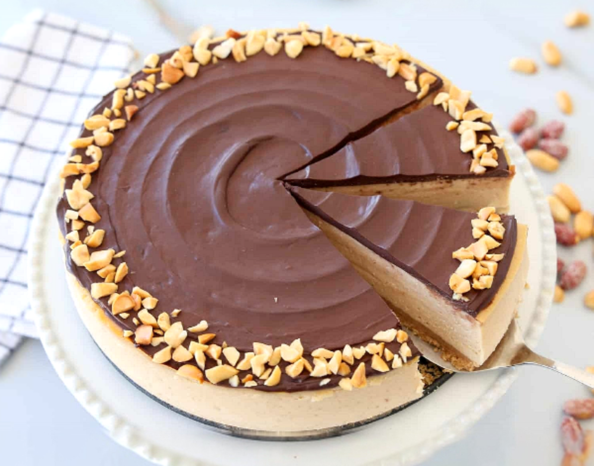 Нежный арахисовый чизкейк без сахара: легкий рецепт для сладкоежек