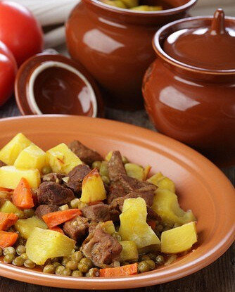 Вкусное варево: как приготовить идеальное жаркое с мясом и картофелем