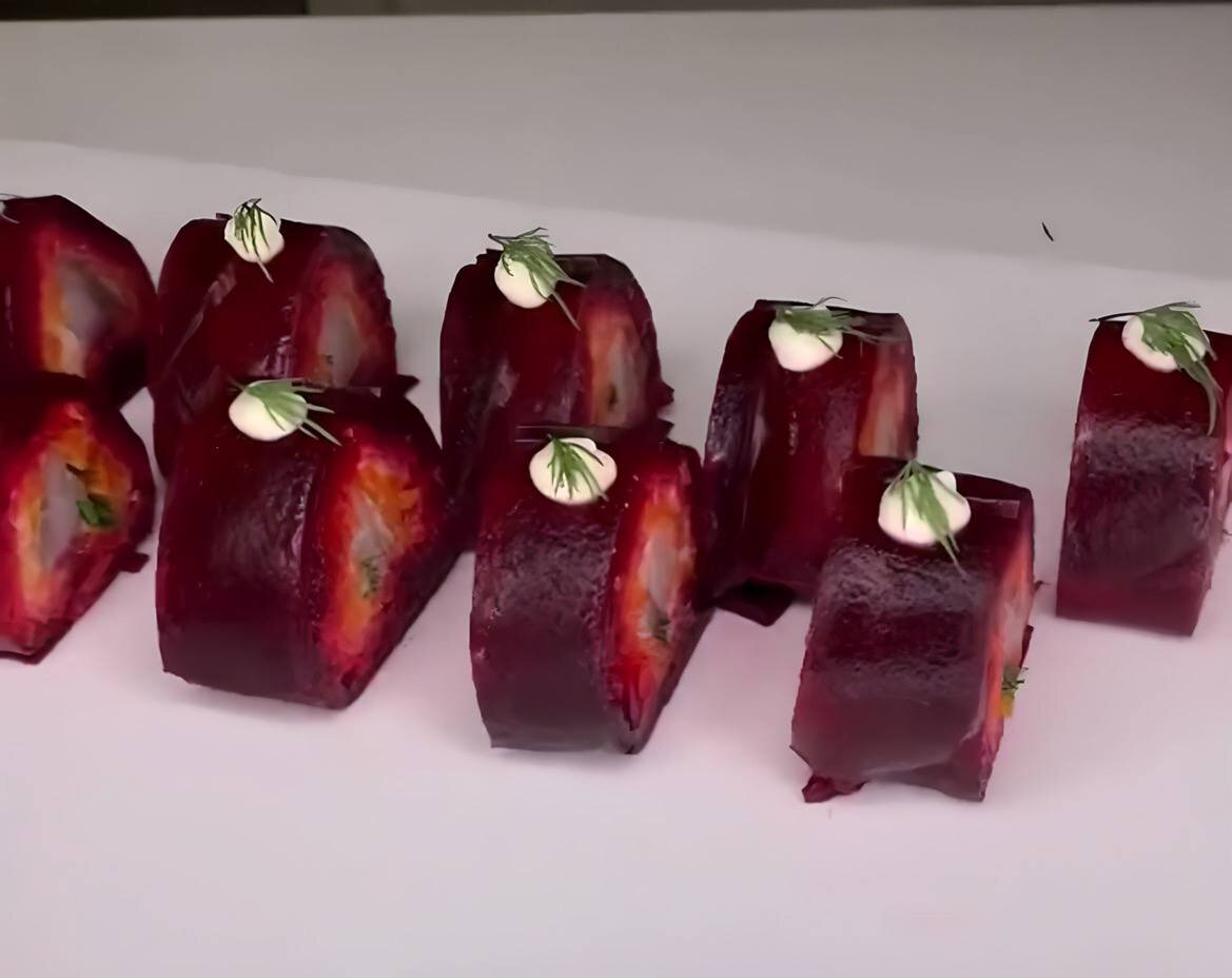 Необычные роллы из селедки под шубой: оригинальный подход к классическому блюду