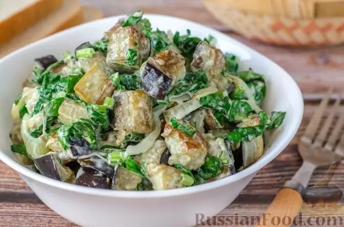 Вкусные рецепты с баклажанами: от омлета до салата