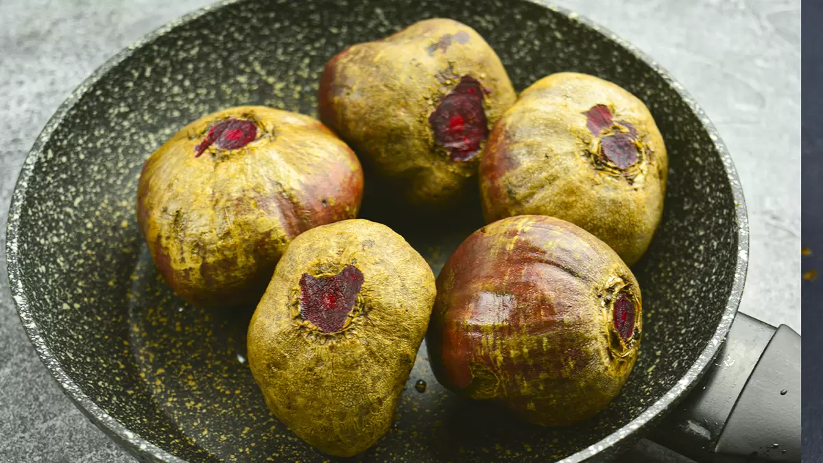 Свёкла с солёными огурцами: интересный рецепт, который удивит вас