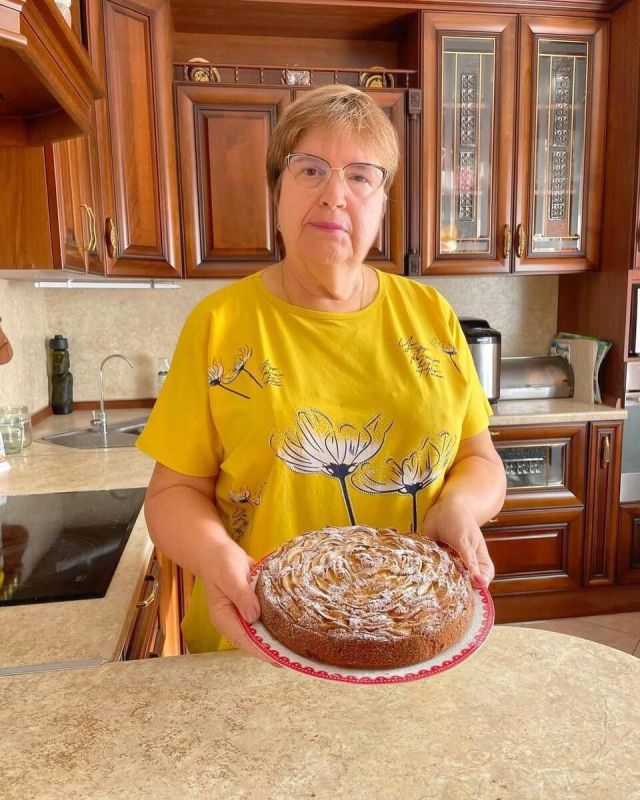 Яблочные угощения: как создать идеальный осенний пирог